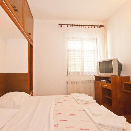 Apartments Surfinia Baška Екстериор снимка