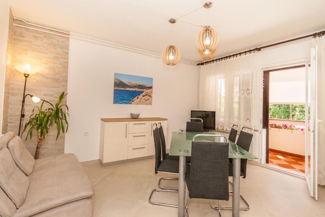 Apartments Surfinia Baška Екстериор снимка